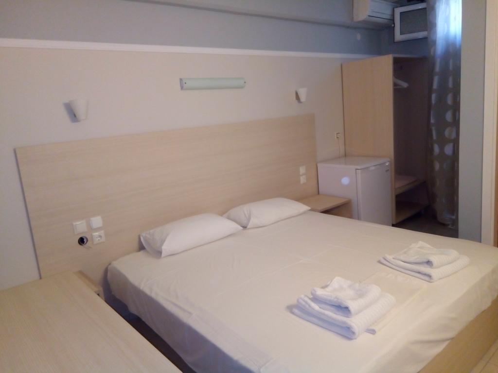 Hotel Aigli Farsala Exterior photo